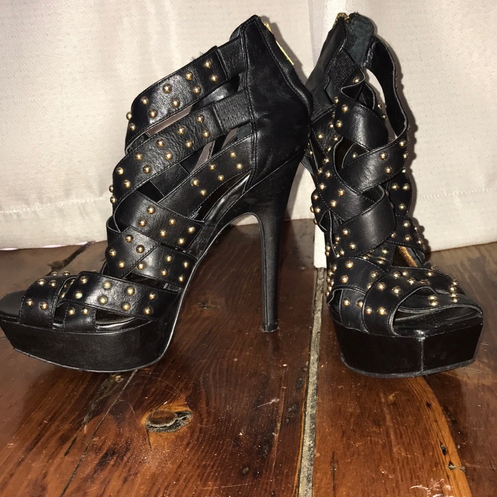 Jessica Simpson heels